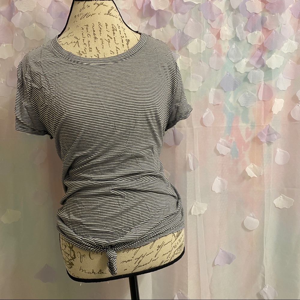Universal Thread Goods Target Striped Tee